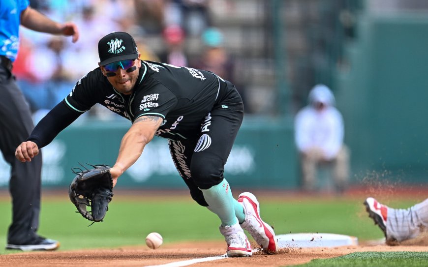Diablos se va arriba 2-0 con otra tarde explosiva